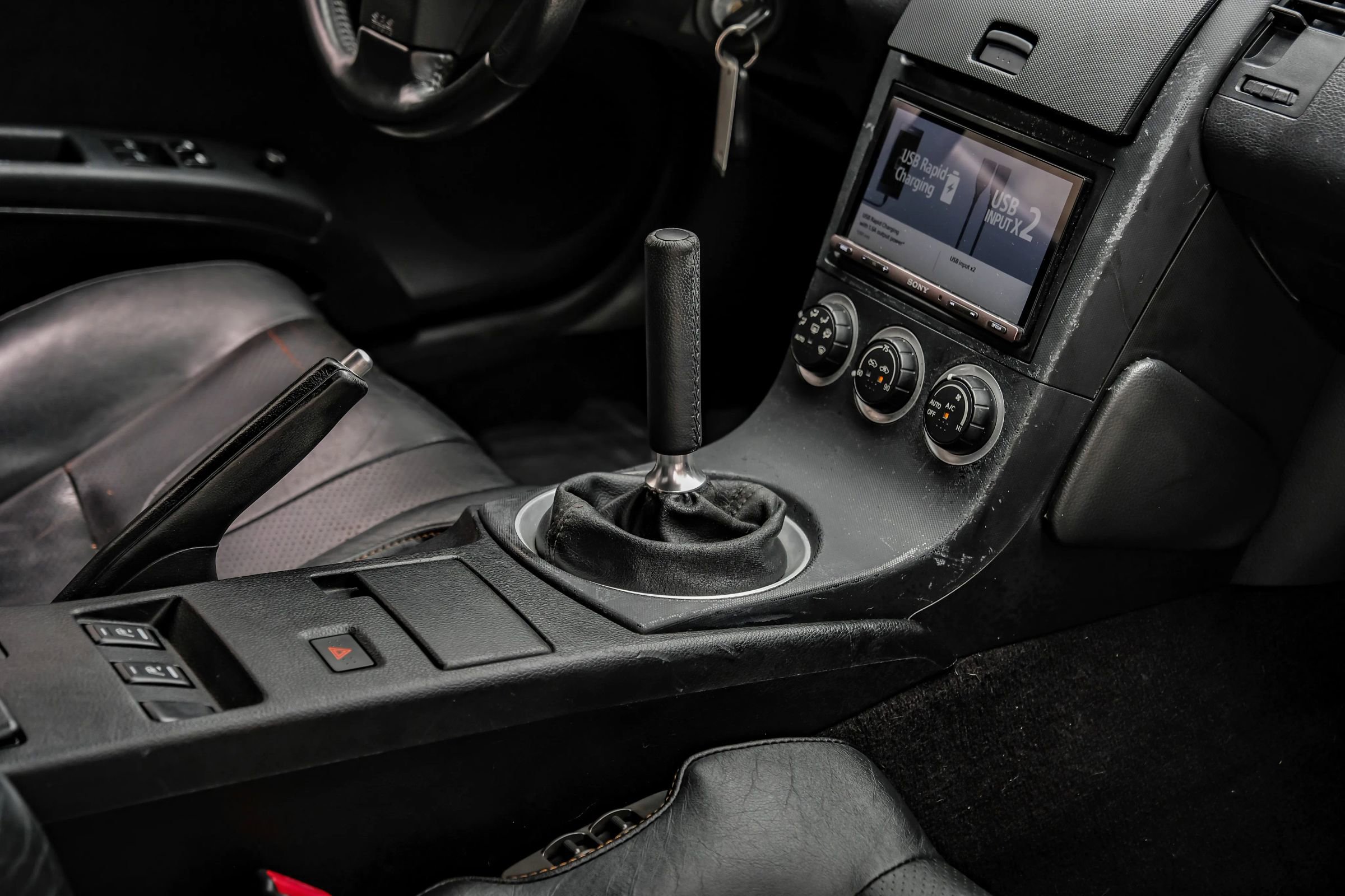 Used 2005 Nissan 350Z Touring RWD image 21