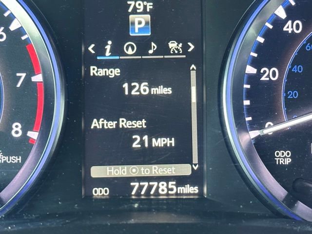 Used 2014 Toyota Highlander Limited w/ Driver Technology Package image 11