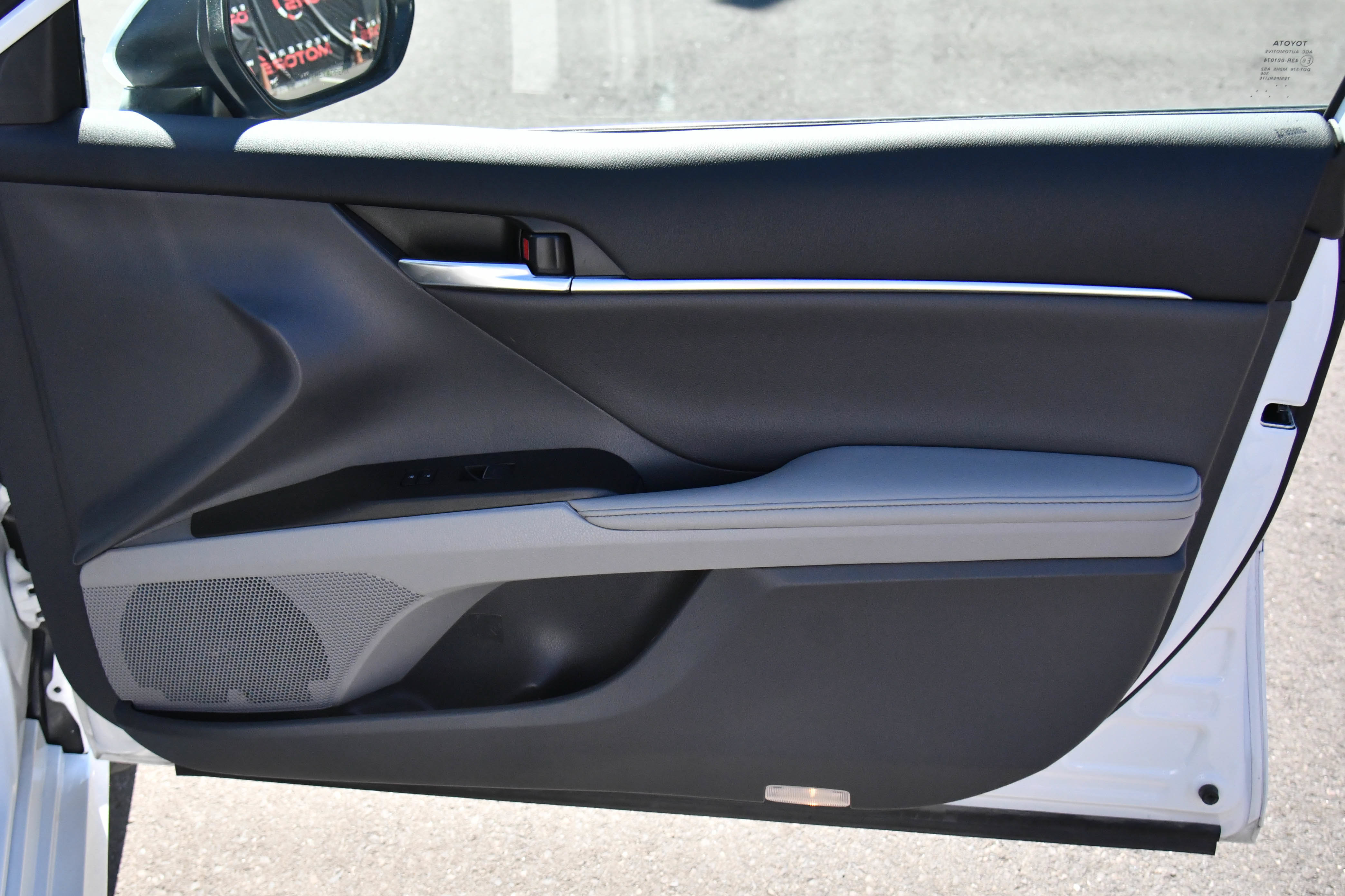 Used 2024 Toyota Camry XLE w/ Protection Package (Q2) (TMS) AWD/4WD image 47