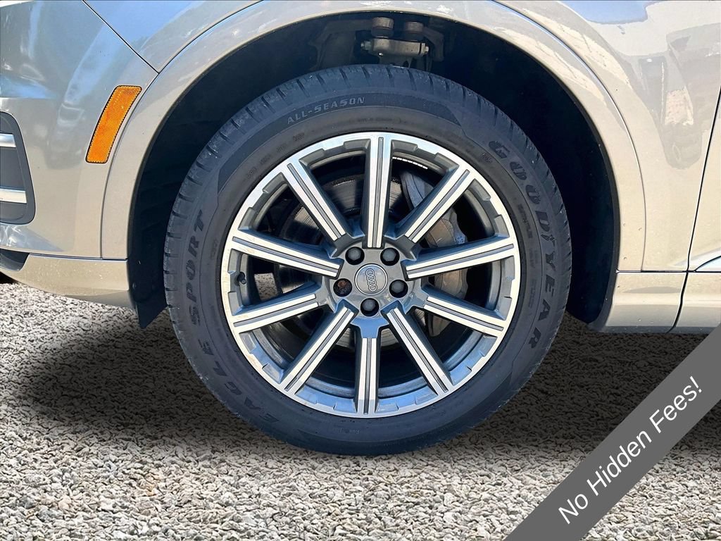 Used 2017 Audi Q7 3.0T Premium Plus AWD/4WD image 9