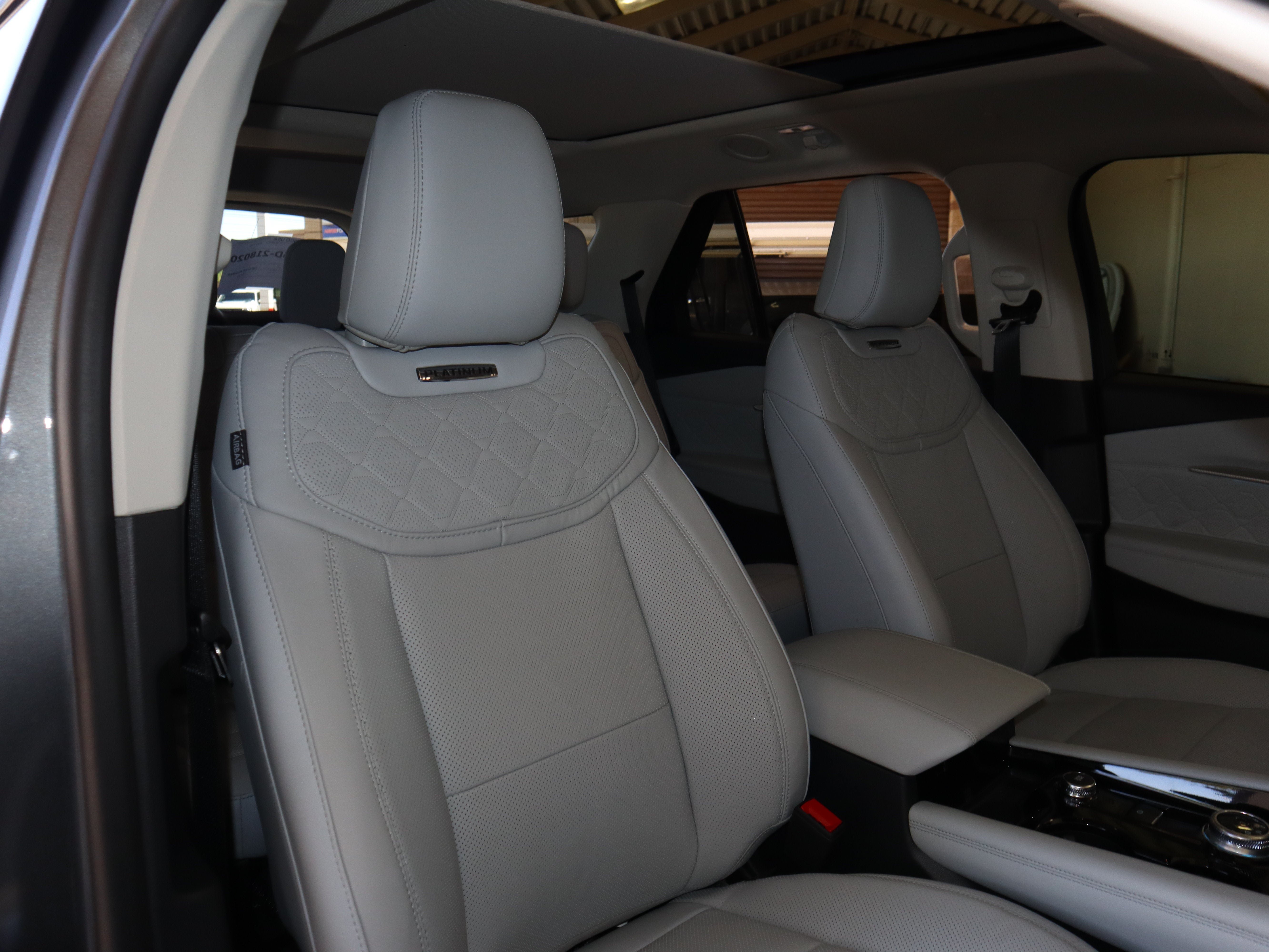 New 2026 Ford Explorer Platinum w/ LUX Leather Package AWD/4WD image 43