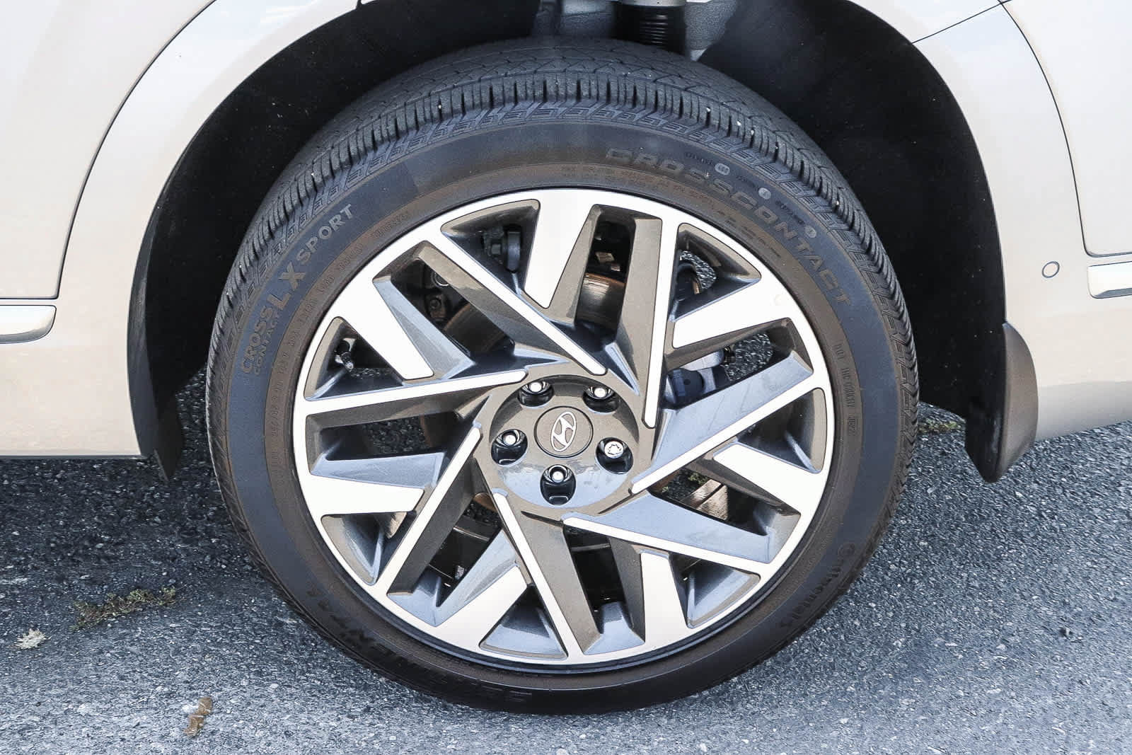 Used 2023 Hyundai Santa Fe Calligraphy AWD/4WD image 14