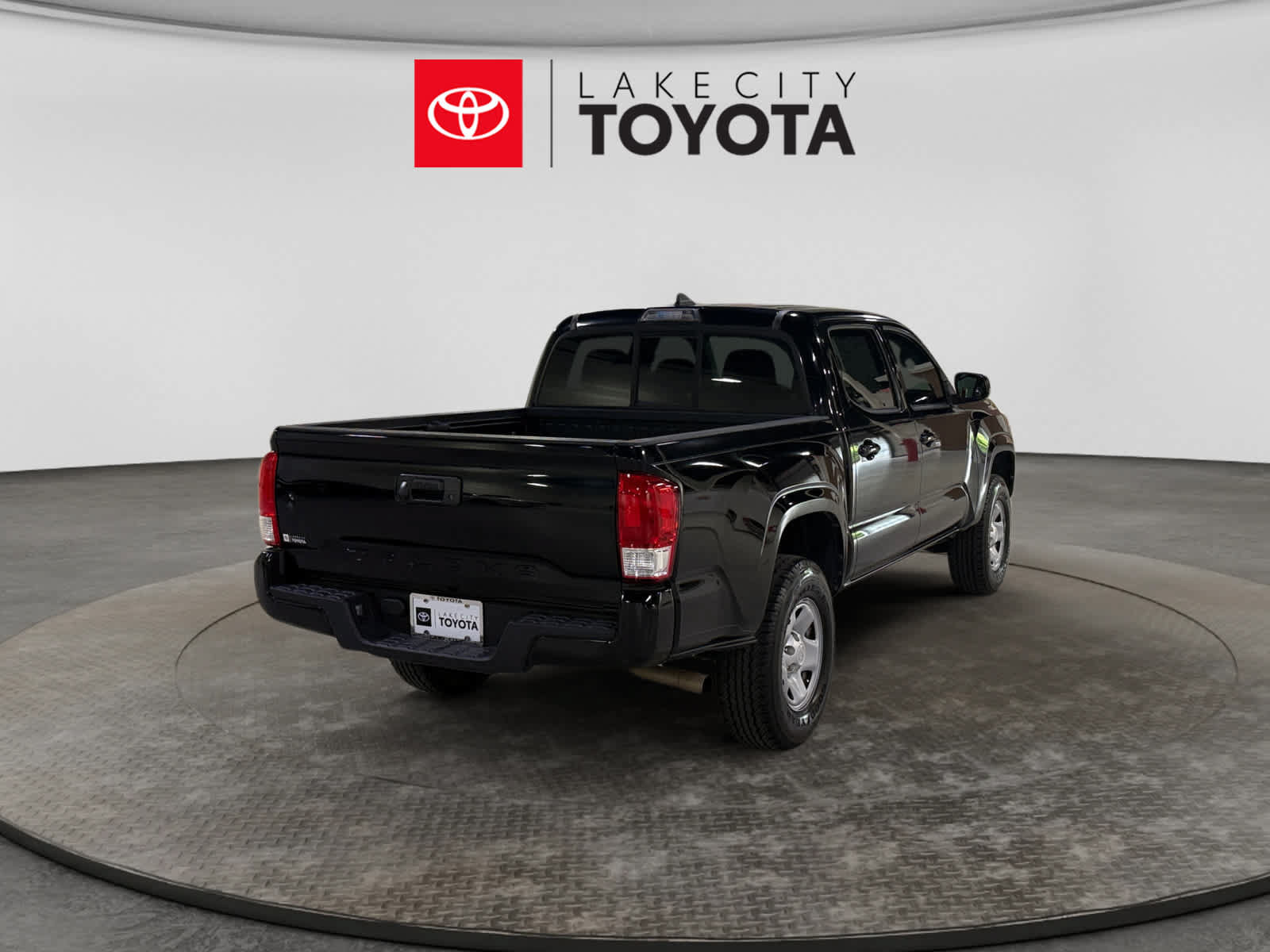 Used 2016 Toyota Tacoma SR RWD image 9