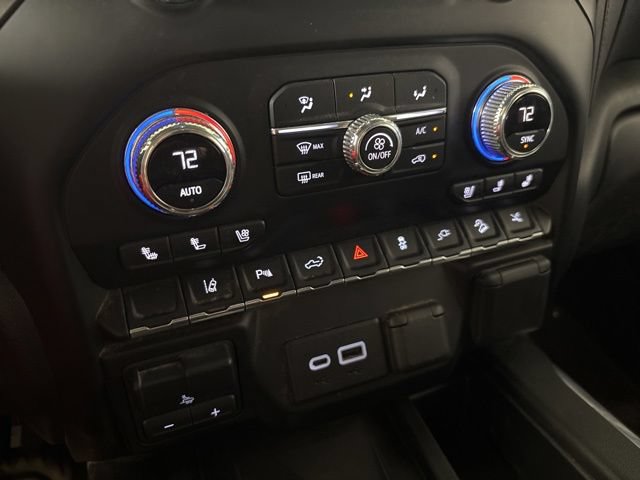 Used 2021 GMC Sierra 3500 AT4 w/ AT4 Premium Plus Package AWD/4WD image 17