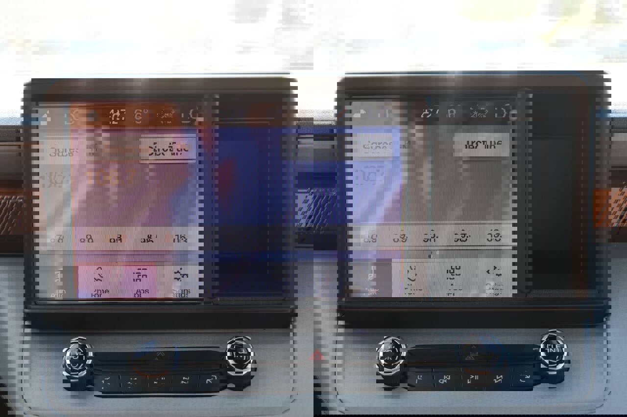 Used 2023 Ford Maverick Lariat w/ Equipment Group 500A Standard image 19