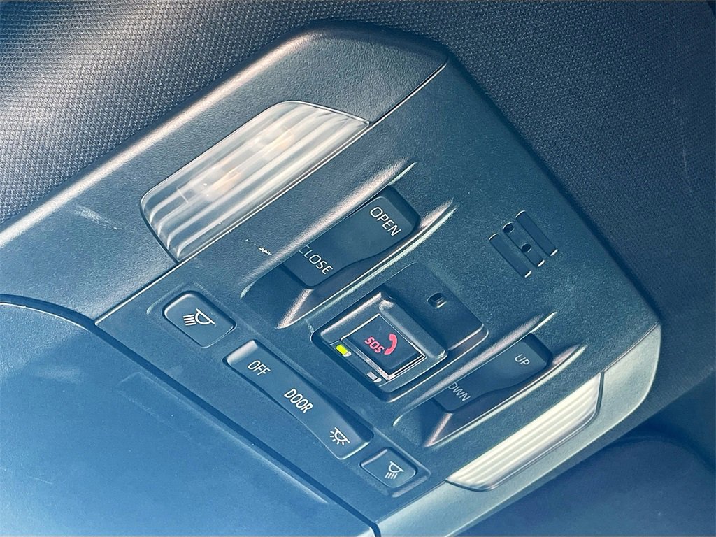 Used 2023 Toyota Highlander XSE image 17