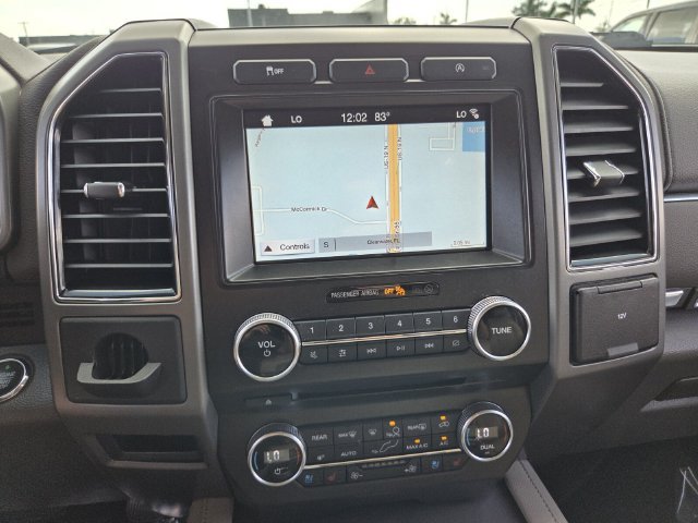 Certified 2018 Ford Expedition XLT w/ Equipment Group 202A RWD image 25