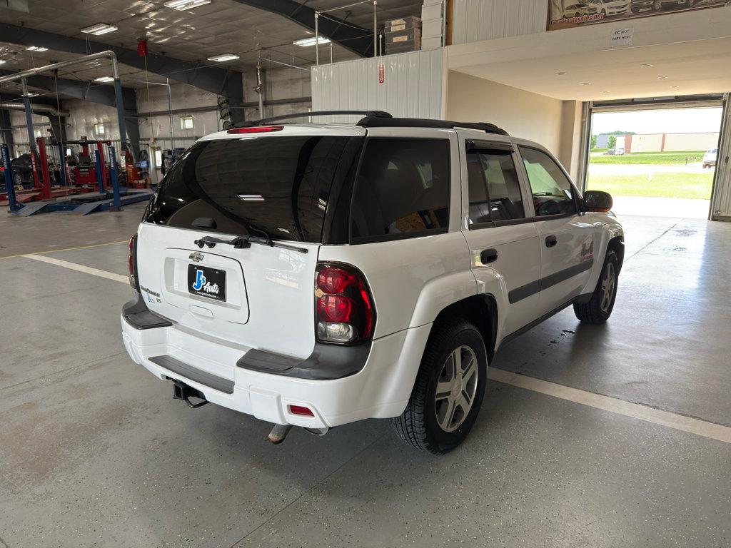 Used 2005 Chevrolet TrailBlazer LS w/ LS Preferred Equipment Group AWD/4WD image 7