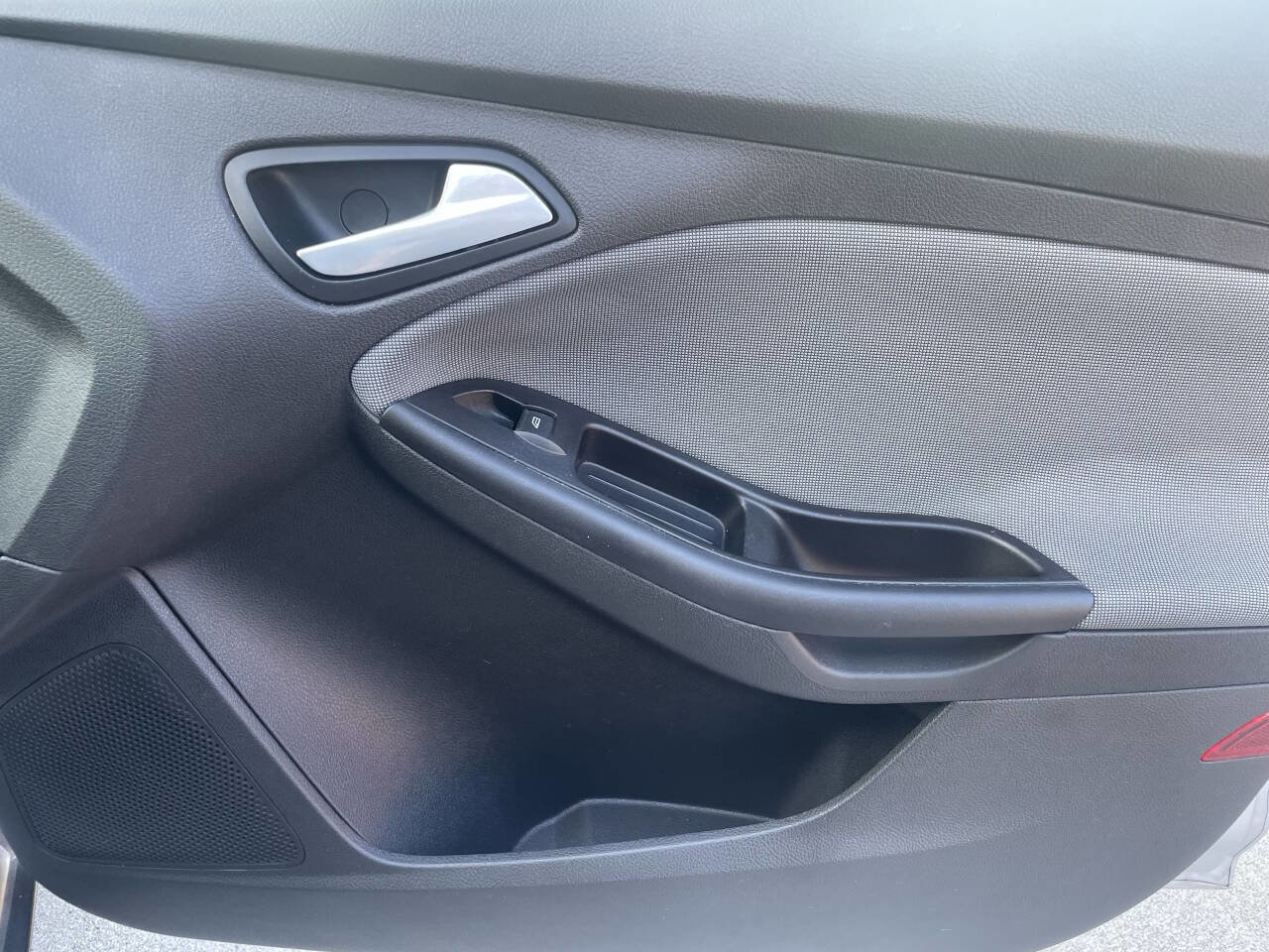 Used 2013 Ford Focus SE image 24