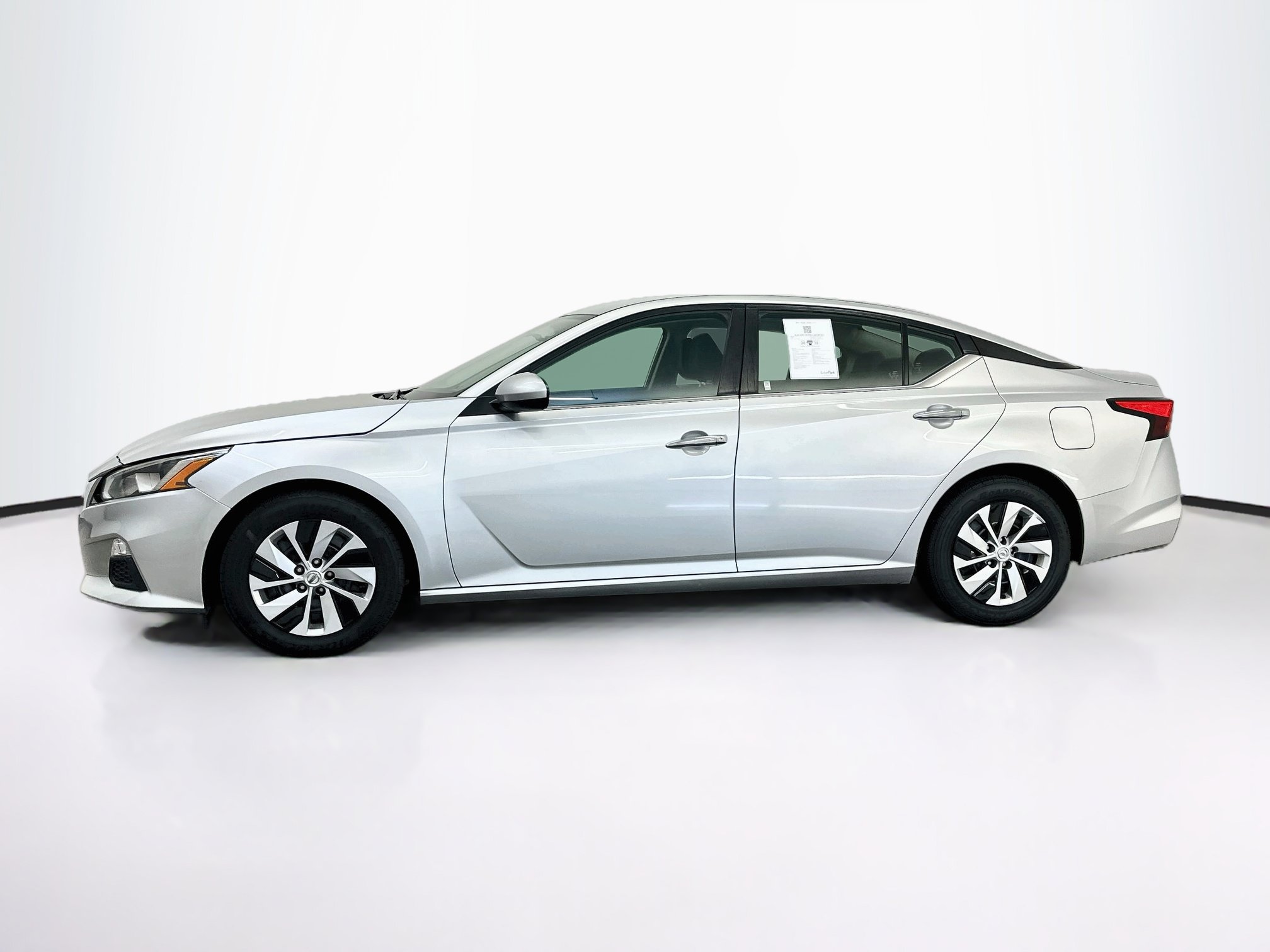 Used 2019 Nissan Altima 2.5 S FWD image 4