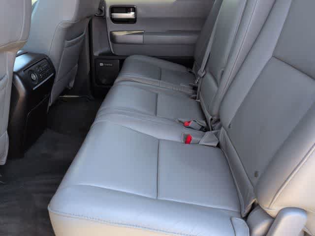 Used 2014 Toyota Sequoia Limited AWD/4WD image 19