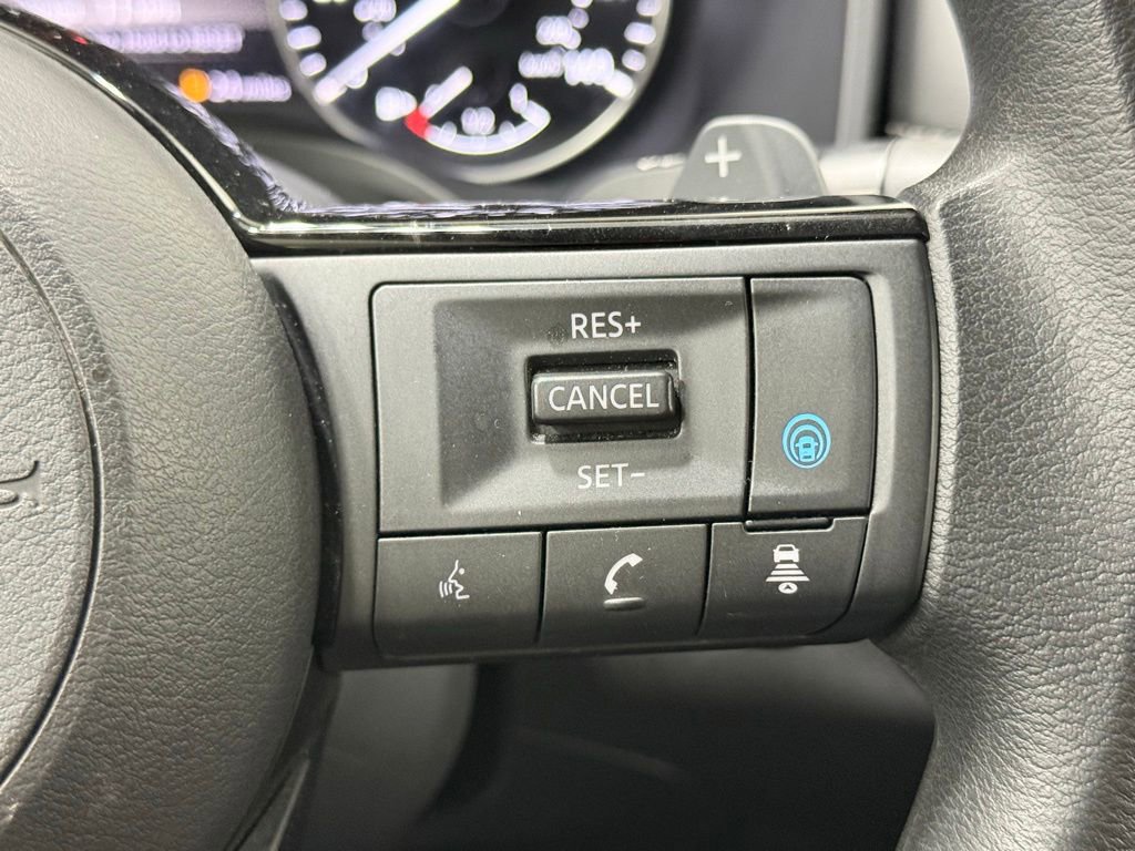 Used 2021 Nissan Rogue SV AWD/4WD image 25