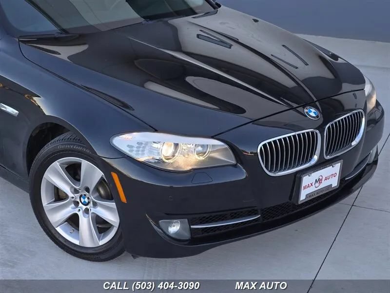 Used 2013 BMW 528i xDrive Sedan AWD/4WD image 37