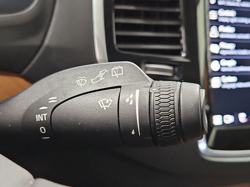 Used 2023 Volvo XC90 T8 Plus AWD/4WD image 25