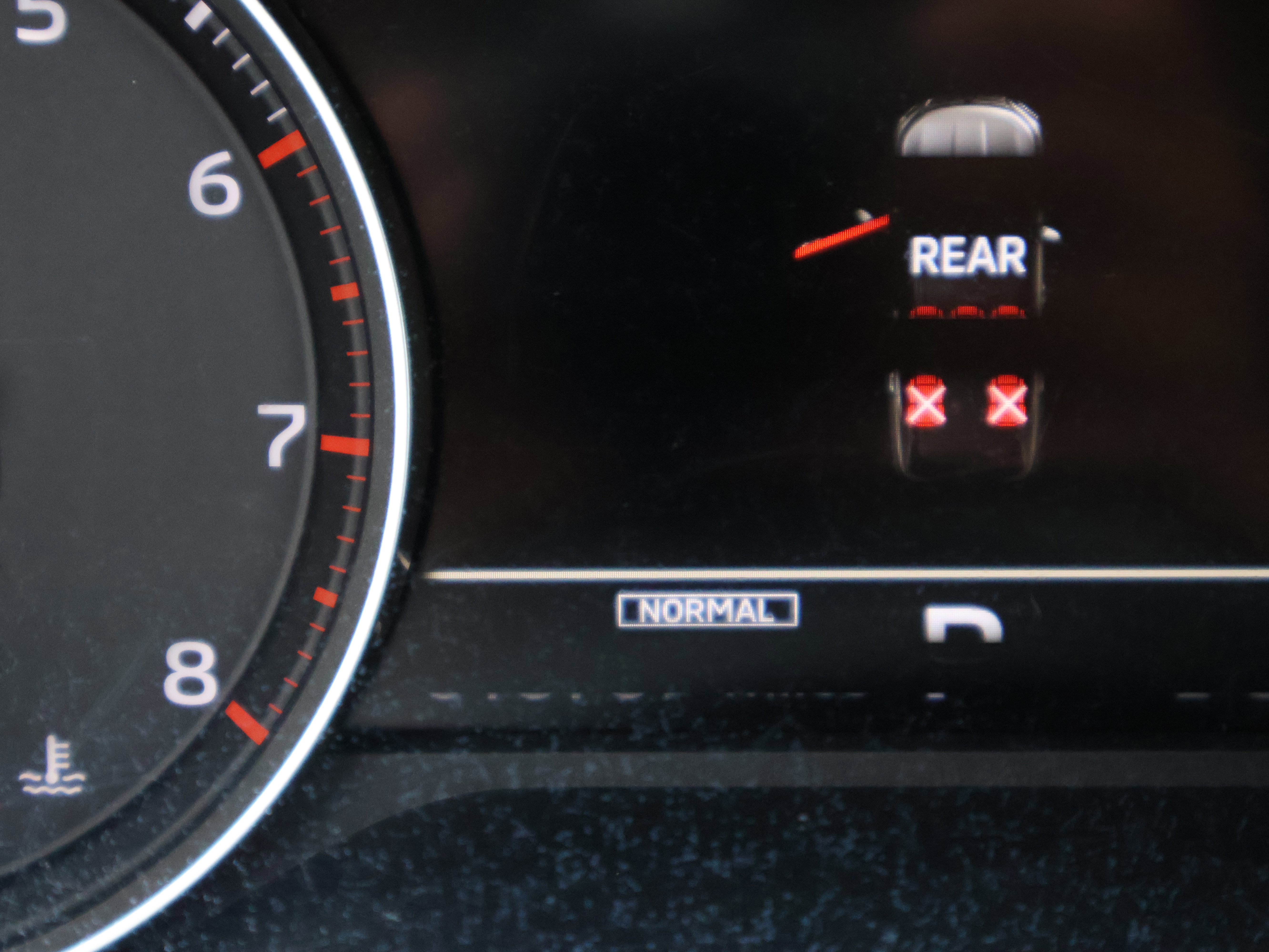 Used 2025 Mitsubishi Outlander SE image 37