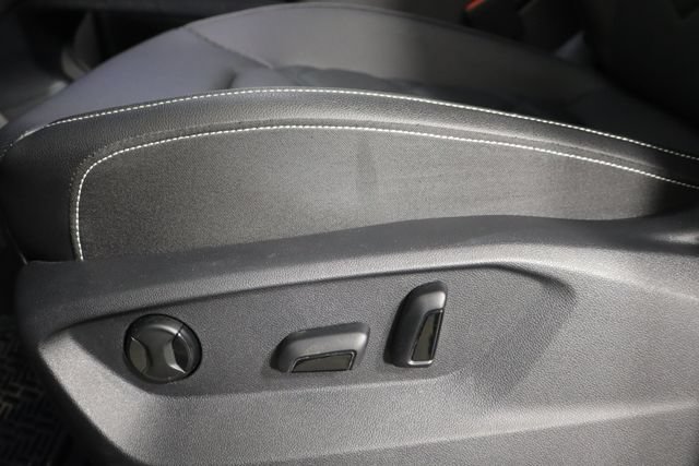 Used 2026 Volkswagen Atlas SE FWD image 21