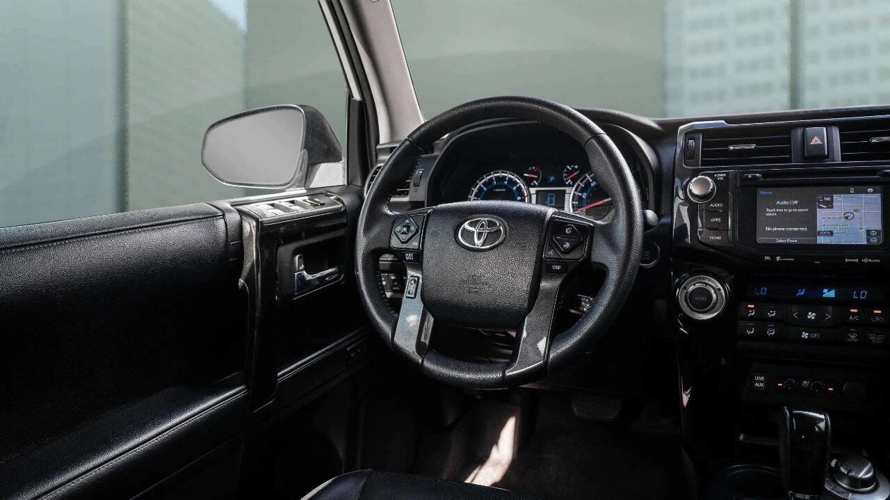 Used 2019 Toyota 4Runner Limited image 32