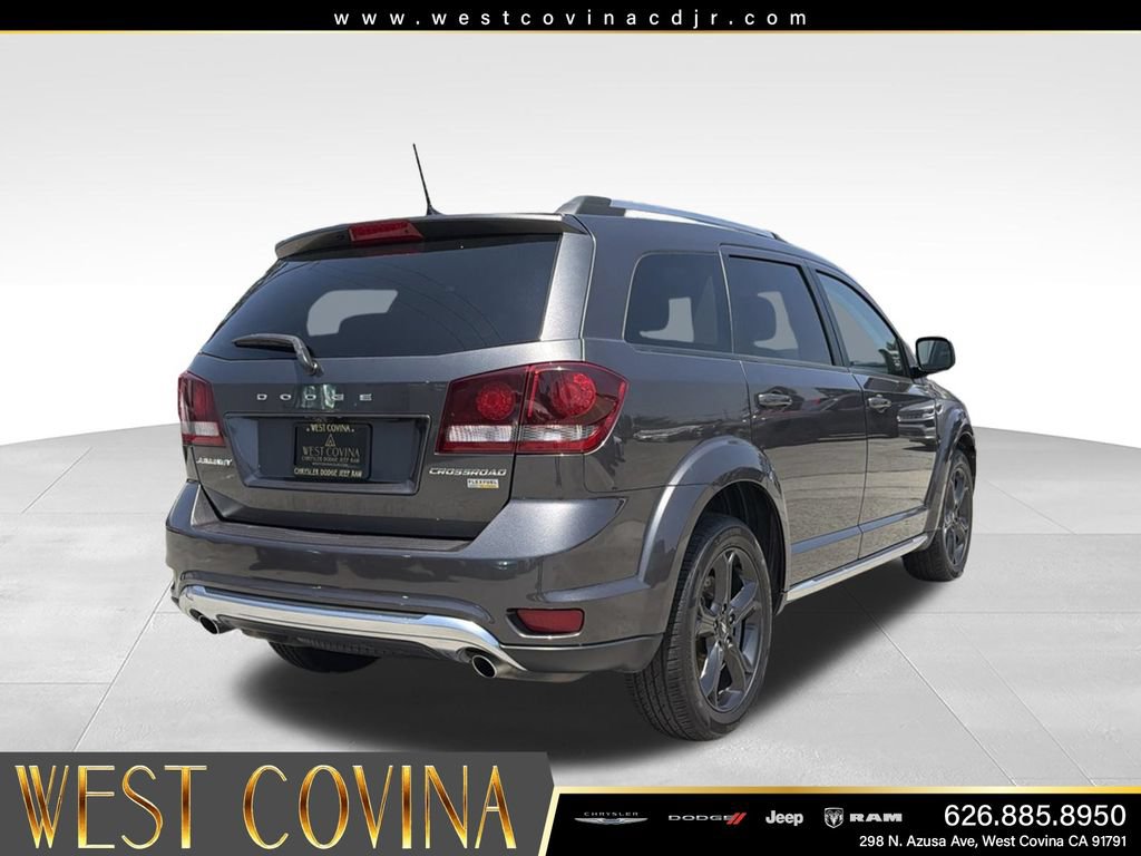 Used 2019 Dodge Journey Crossroad FWD image 10