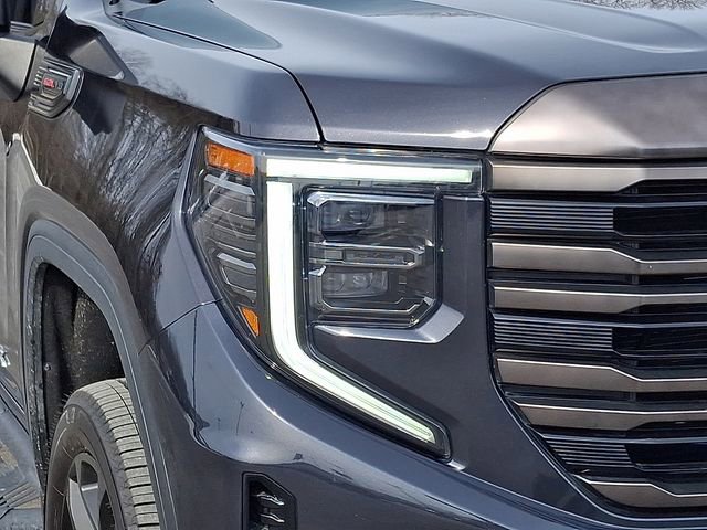 Used 2022 GMC Sierra 1500 AT4X image 9