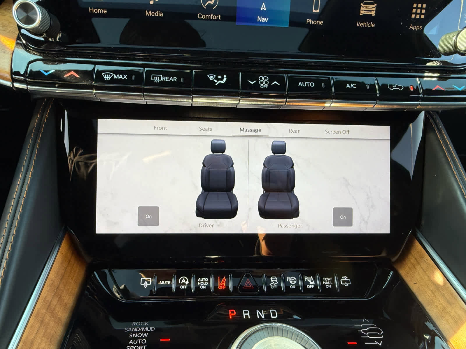 Used 2024 Jeep Grand Wagoneer L Series III image 22