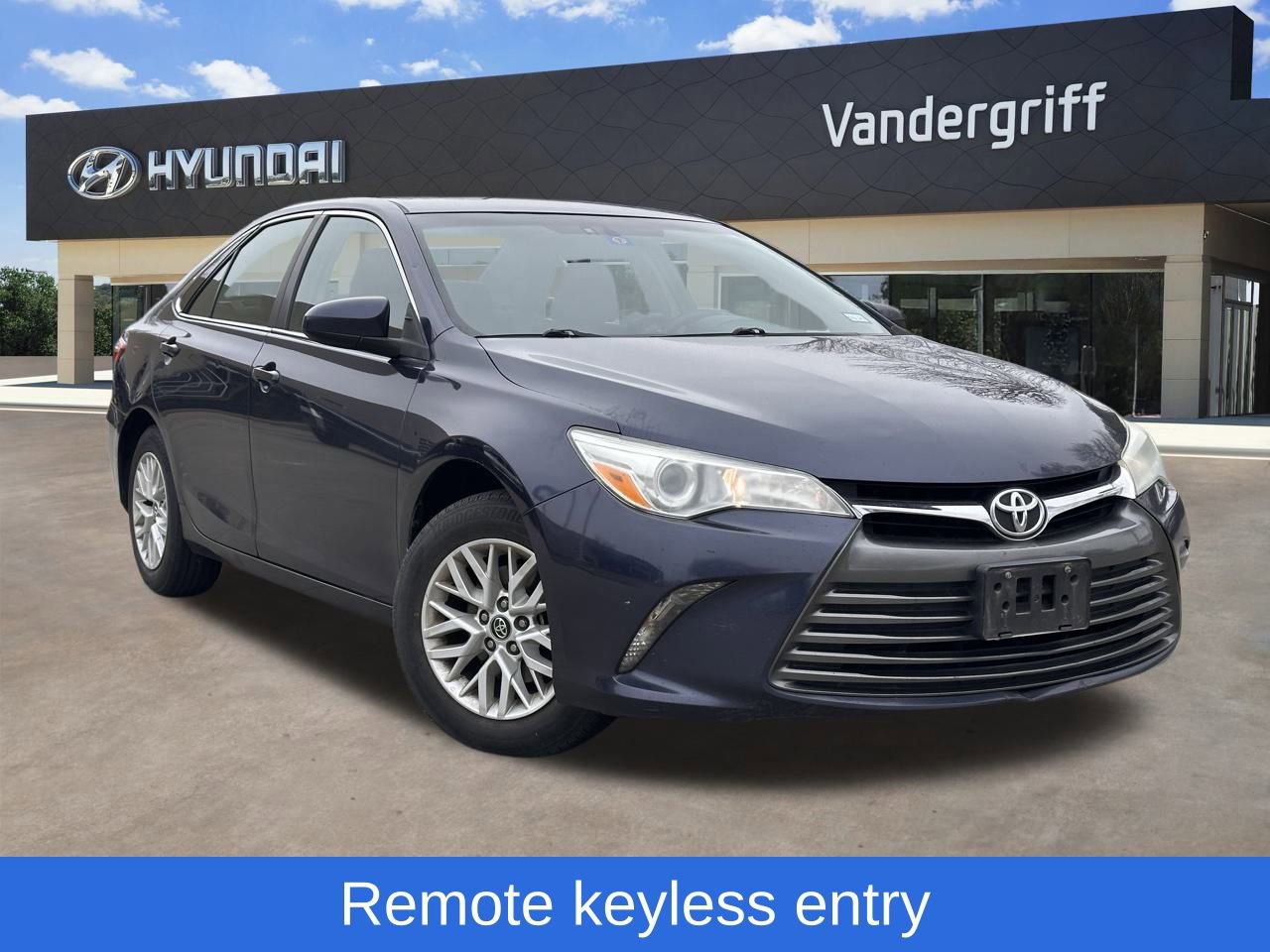 Used 2016 Toyota Camry LE