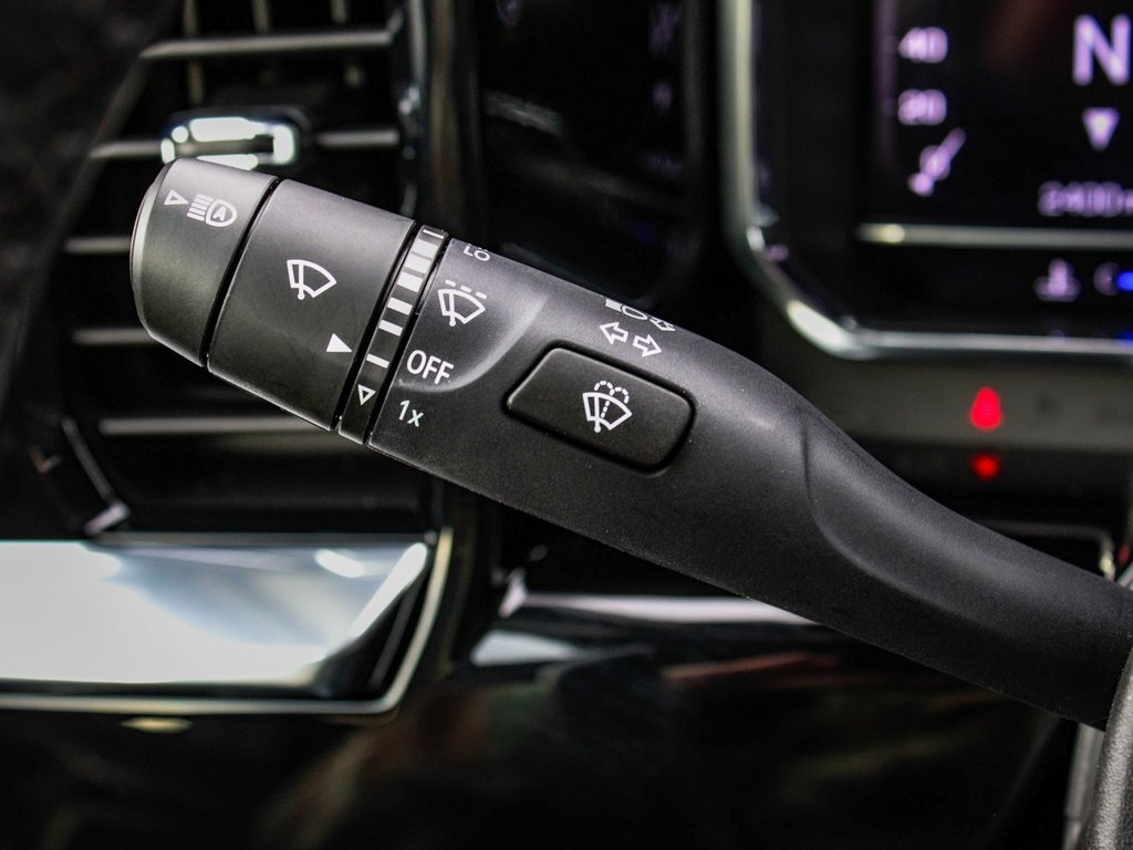 Used 2025 GMC Sierra 1500 Elevation w/ Preferred Package image 27