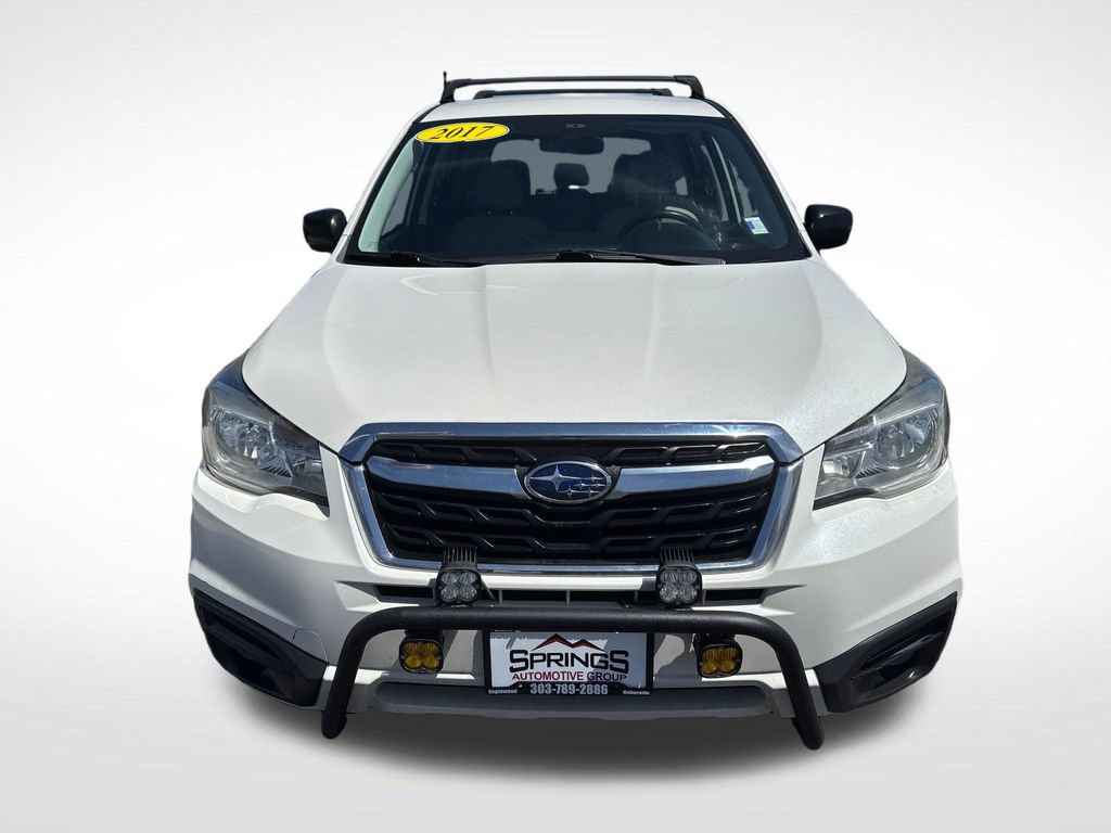 Used 2017 Subaru Forester 2.5i AWD/4WD image 8