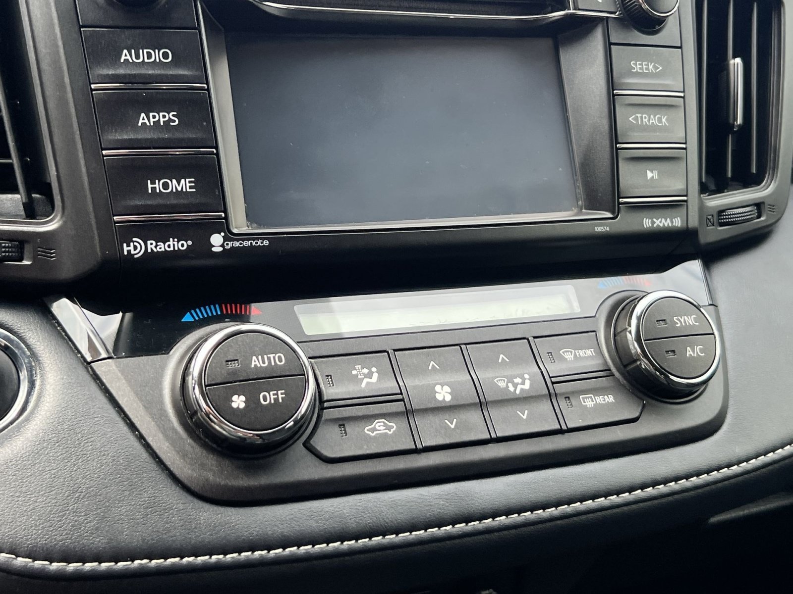 Used 2018 Toyota RAV4 XLE w/ Plus Extra Value Package AWD/4WD image 16