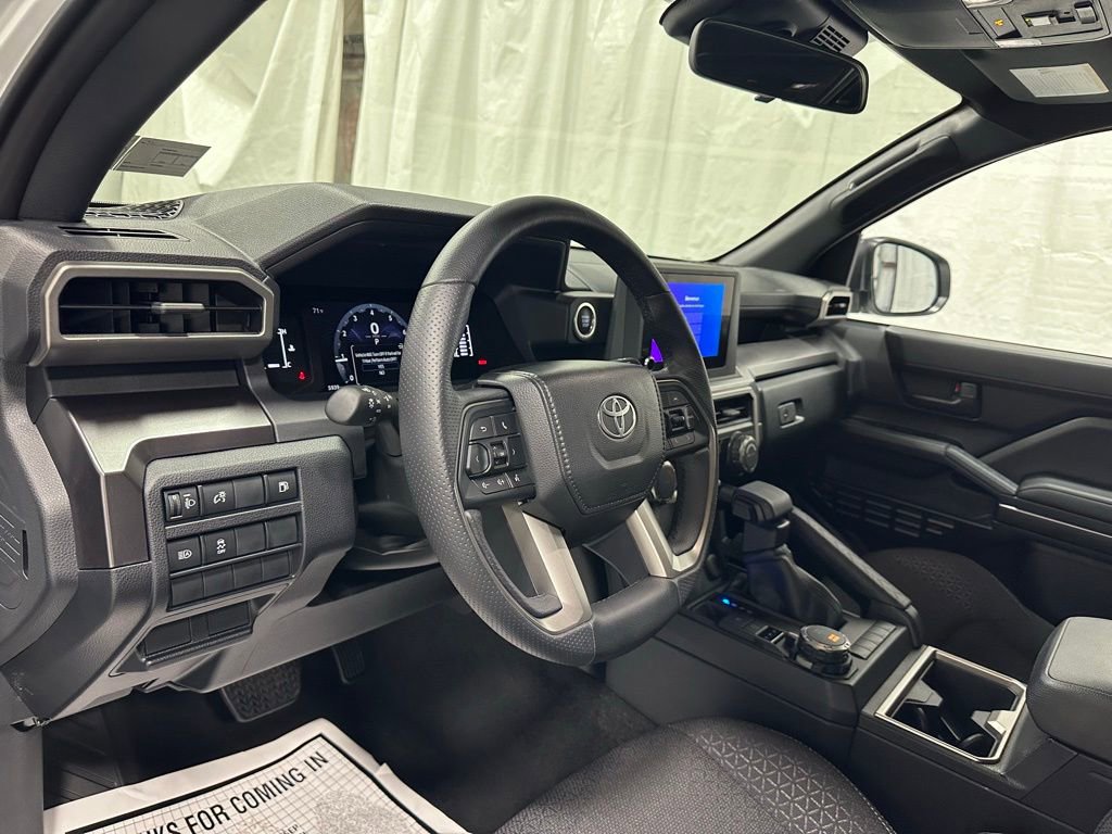 Used 2025 Toyota 4Runner SR5 image 15