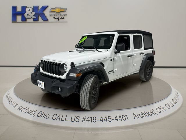 Used 2024 Jeep Wrangler Unlimited Sport AWD/4WD image 3