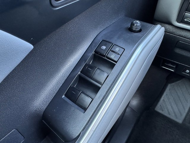 Certified 2022 Toyota Highlander XLE image 38