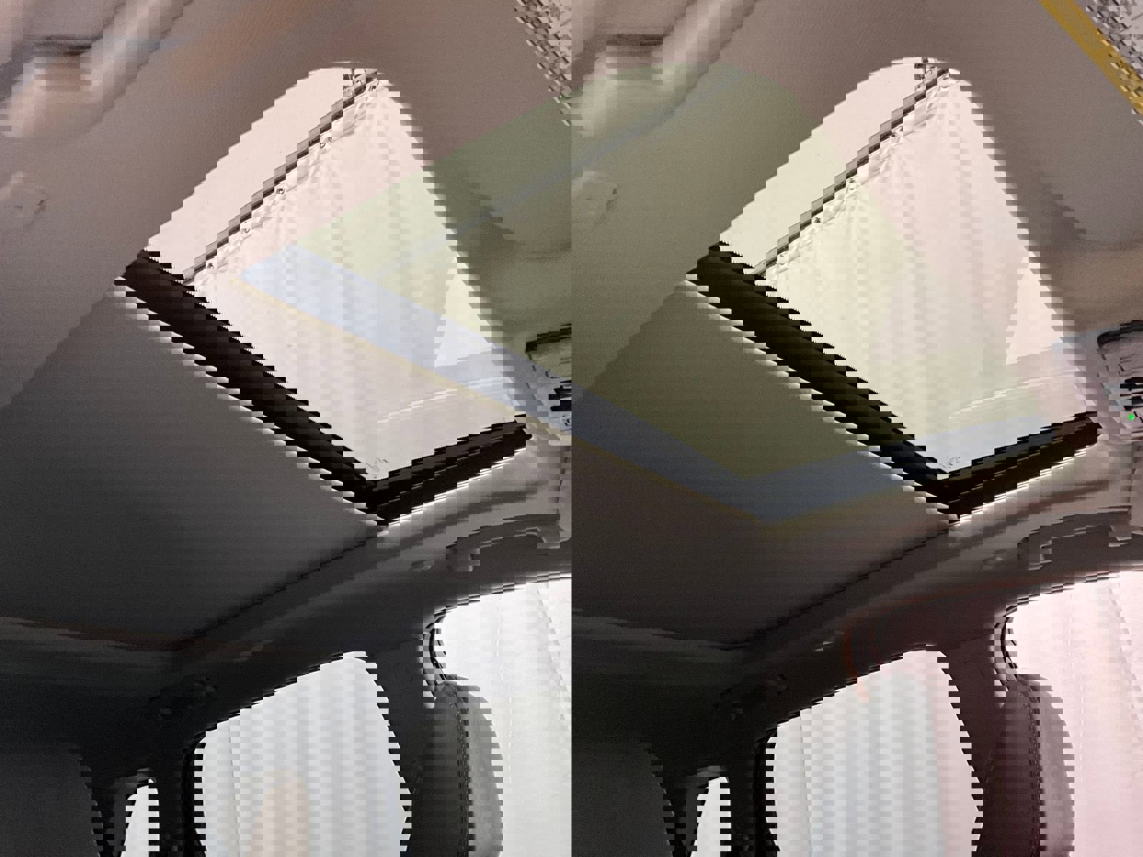 Used 2023 Nissan Rogue SL AWD/4WD image 22