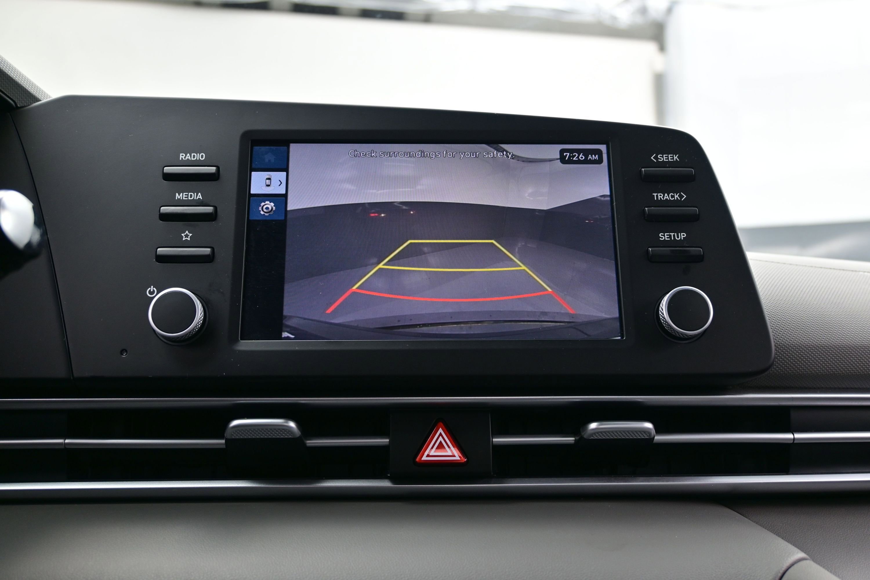 Used 2024 Hyundai Elantra SE FWD image 17