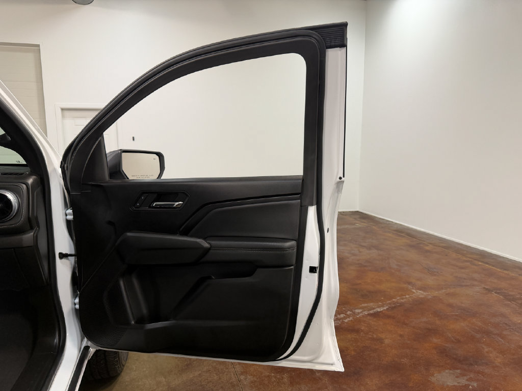 Used 2023 Chevrolet Colorado LT w/ LT Convenience Package III AWD/4WD image 62