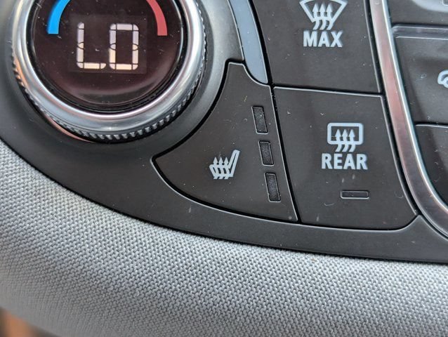 Used 2025 Chevrolet Malibu LT FWD image 18