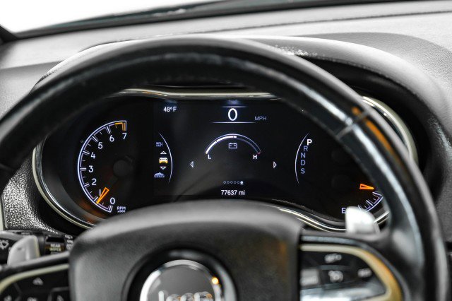 Used 2014 Jeep Grand Cherokee Limited image 16