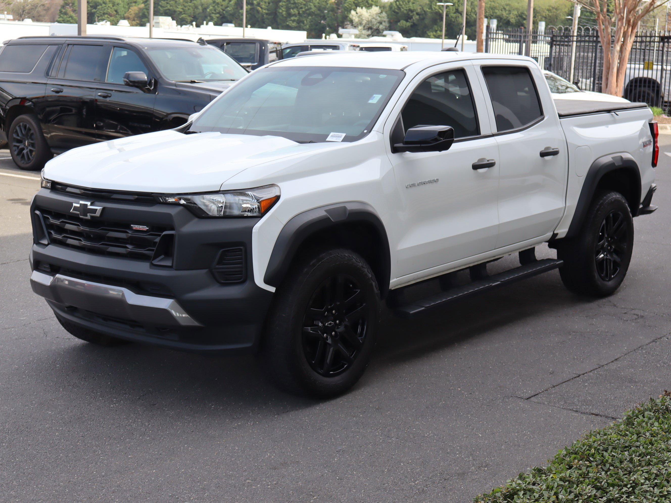 Certified 2023 Chevrolet Colorado Trail Boss w/ Technology Package image 5