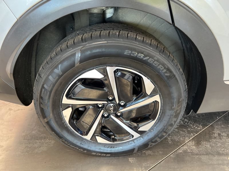 Certified 2024 Kia Sportage LX AWD/4WD image 9