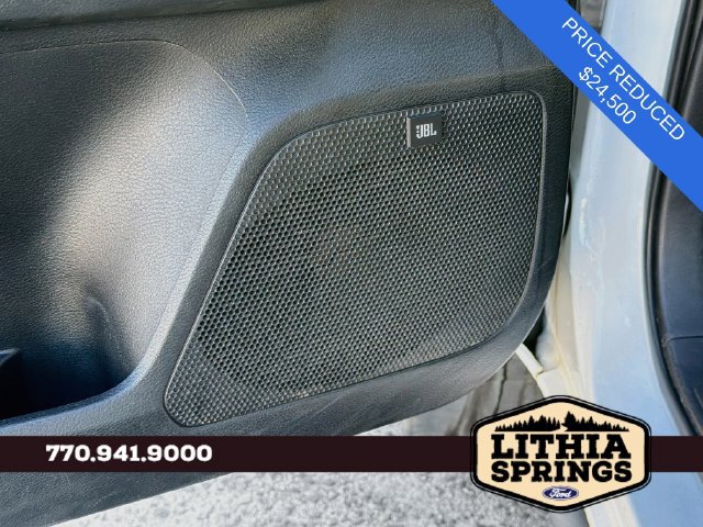 Used 2016 Toyota Tacoma Limited w/ Towing Package RWD image 22