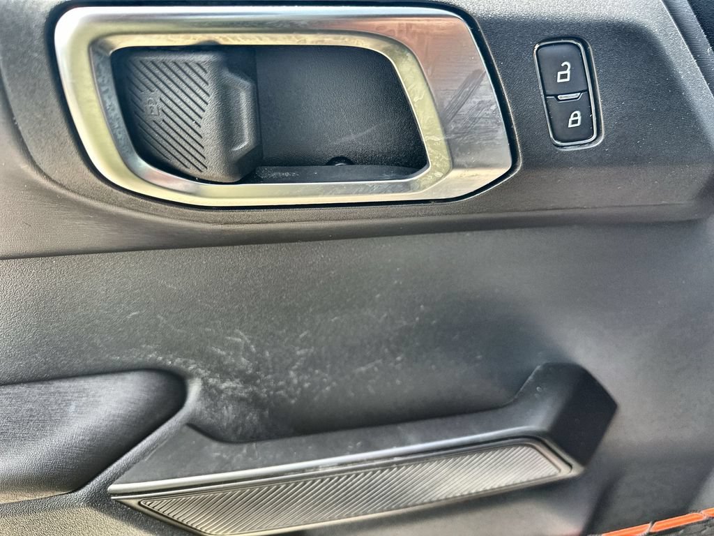 Used 2025 Ford Bronco Raptor AWD/4WD image 22