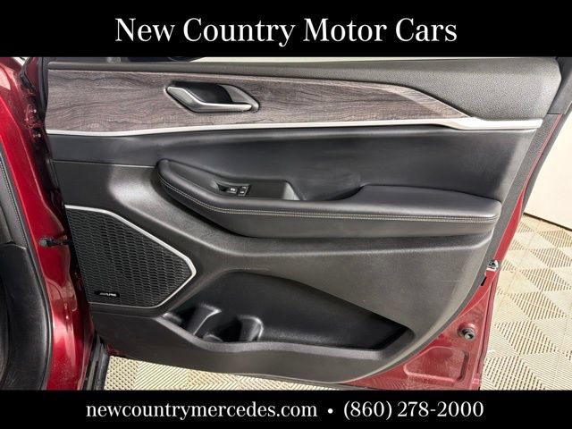 Used 2021 Jeep Grand Cherokee L Limited AWD/4WD image 18