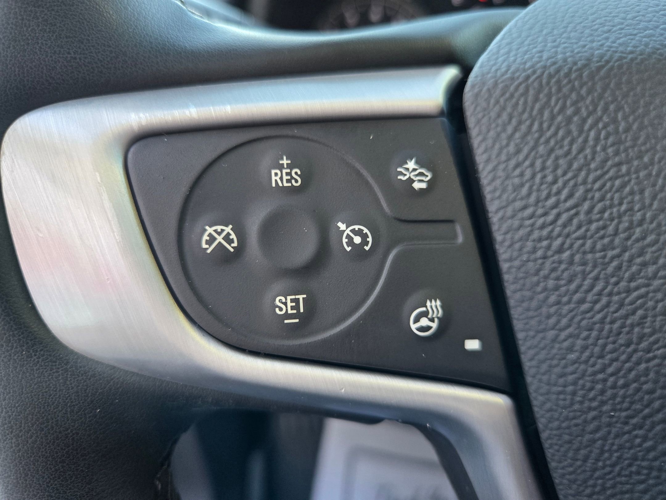 Used 2023 GMC Terrain SLT w/ LPO, Floor Liner Package image 20