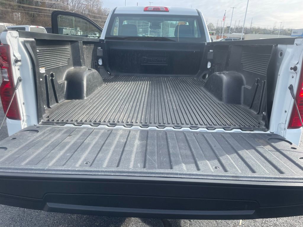 Used 2025 Chevrolet Silverado 1500 W/T image 17