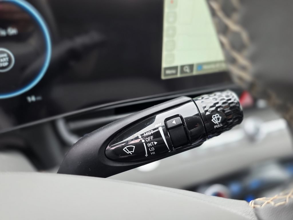 New 2026 Hyundai Elantra Sport FWD image 33