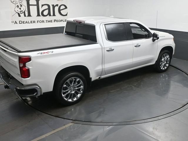Used 2023 Chevrolet Silverado 1500 LTZ w/ LTZ Premium Package AWD/4WD image 39