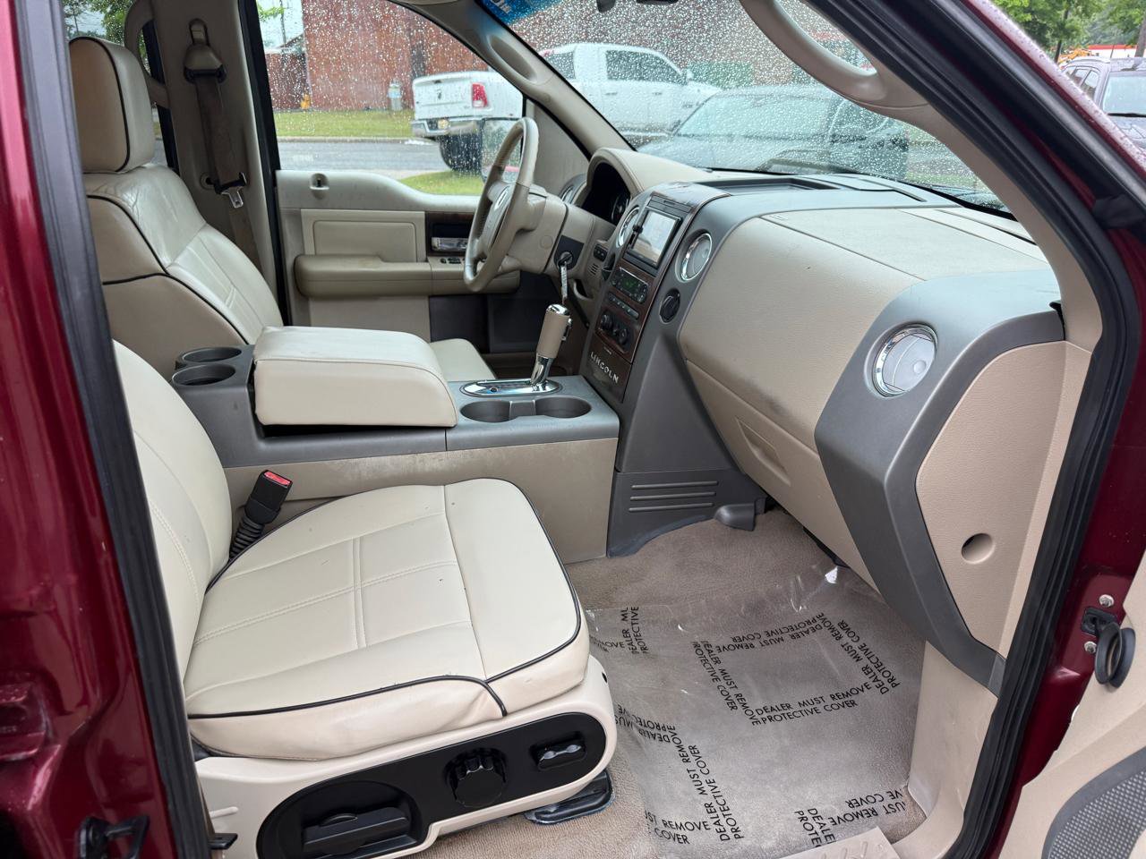 Used 2006 Lincoln Mark LT 2WD image 28