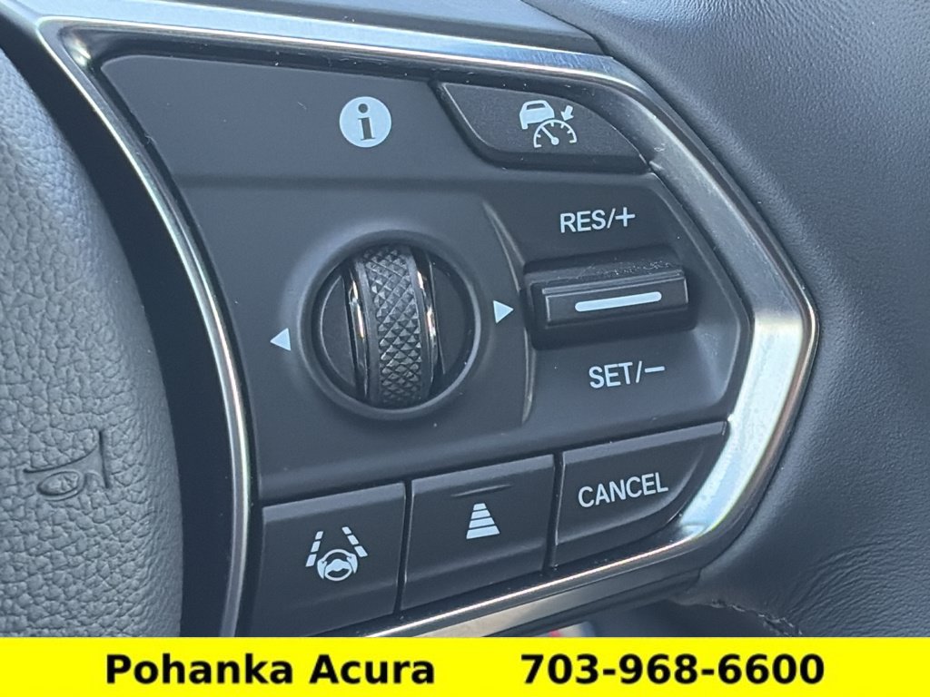 Used 2025 Acura RDX SH-AWD image 13