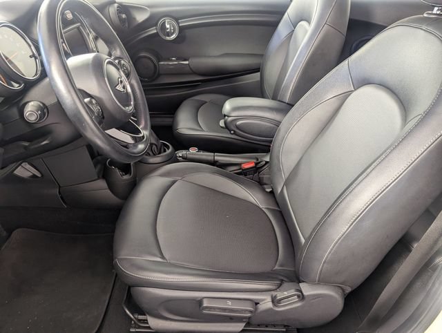 Used 2017 MINI Cooper 2-Door Hardtop FWD image 13