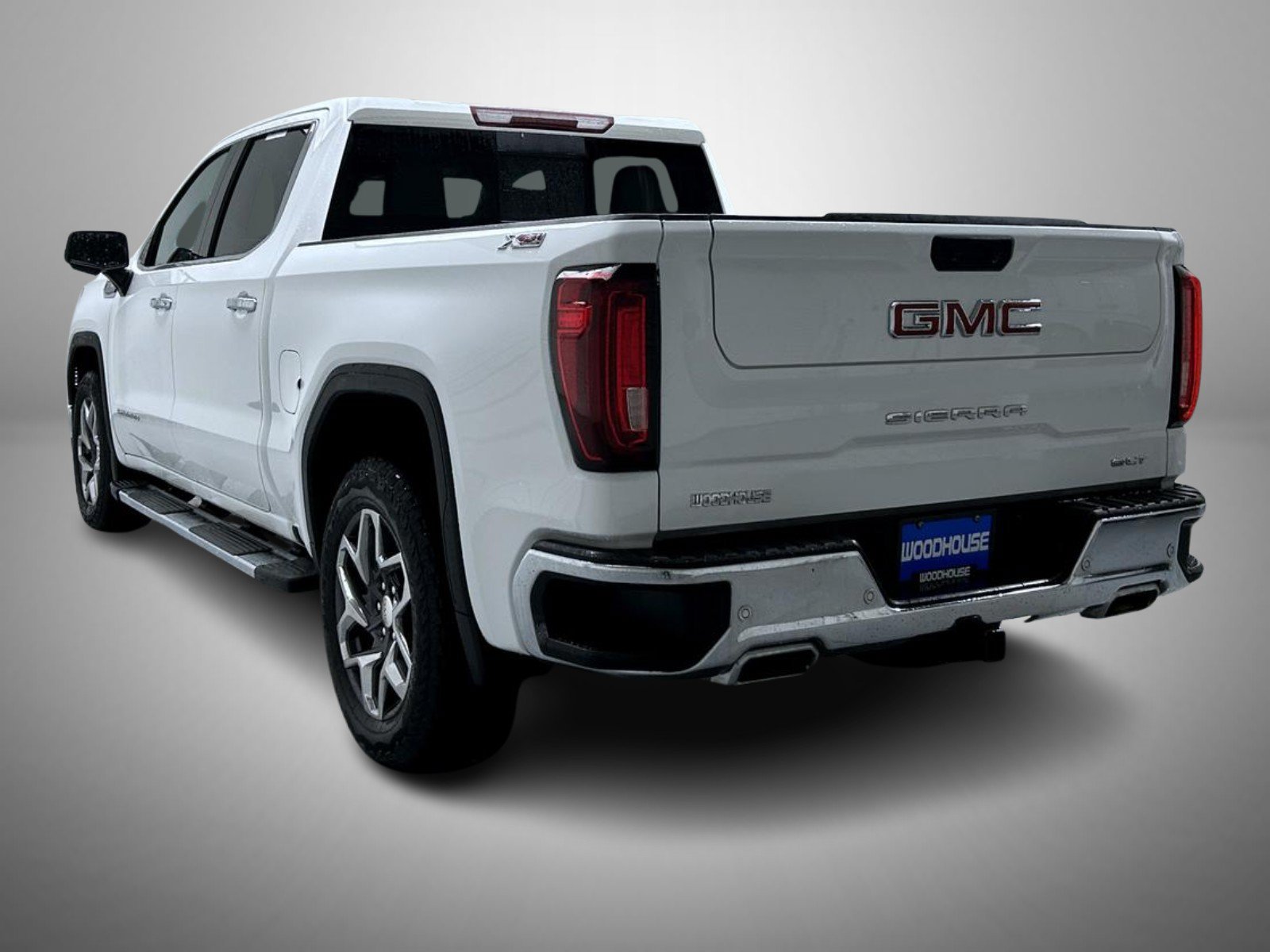 Used 2025 GMC Sierra 1500 SLT w/ SLT Premium Package AWD/4WD image 7