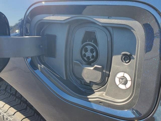 New 2025 Ford F150 Lightning Flash image 9